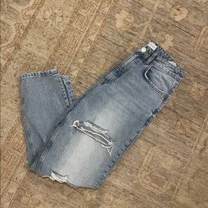 ZARA Ripped Mom Jeans